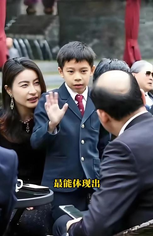 《郭晶晶宣布新身份!霍启刚发百字长文庆祝,网友:门当户对了》配图 20 《郭晶晶宣布新身份!霍启刚发百字长文庆祝,网友:门当户对了》配图 20