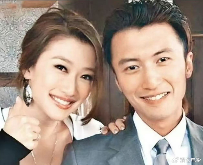 《谢霆锋生日,情侣王菲却刷屏了,因为窦靖童参加阿那亚虾米》配图 6 《谢霆锋生日,情侣王菲却刷屏了,因为窦靖童参加阿那亚虾米》配图 6