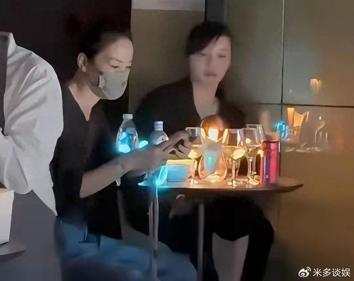 《12 年相伴引热议,锋菲的爱情,从来不受世俗标准绑架》配图 1 《12 年相伴引热议,锋菲的爱情,从来不受世俗标准绑架》配图 1