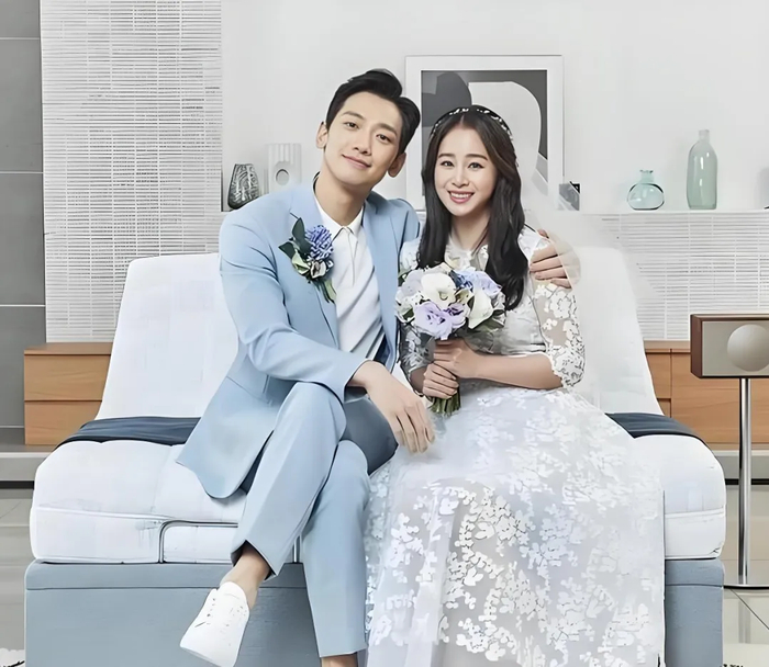 《46岁金泰熙近况曝光!嫁给郑智薰生下2个女儿,如今婚姻生活很幸福》配图 2 《46岁金泰熙近况曝光!嫁给郑智薰生下2个女儿,如今婚姻生活很幸福》配图 2