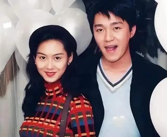 《几十个美女在侧,却无一是爱人,细解周星驰曾经的四段感情》配图 10 《几十个美女在侧,却无一是爱人,细解周星驰曾经的四段感情》配图 10