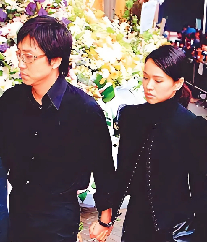 《“牵手门”16年后，当年哭着说“我是受害者”的黄维德，如今怎样了？》配图 3