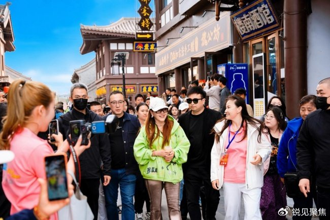《乌兰图雅“花开四季”大同演唱会倒计时 媒体见面会引爆期待》配图 3 《乌兰图雅“花开四季”大同演唱会倒计时 媒体见面会引爆期待》配图 3