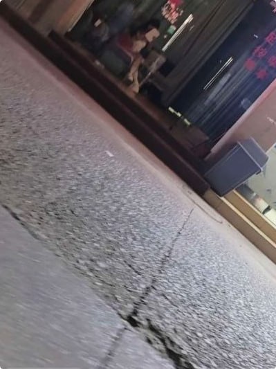 《广东广州站街49》配图 2